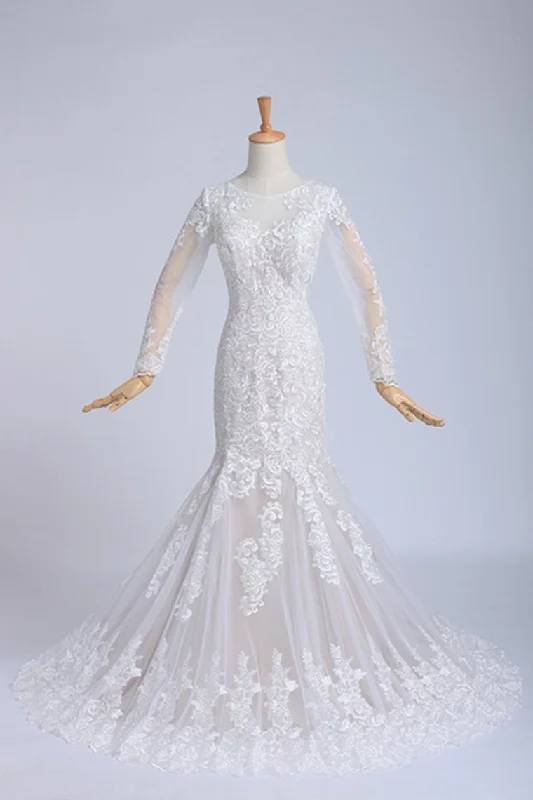 Bateau Long Sleeves Wedding Dress Mermaid/Trumpet Court Trian With Applique Wedding Gown Set