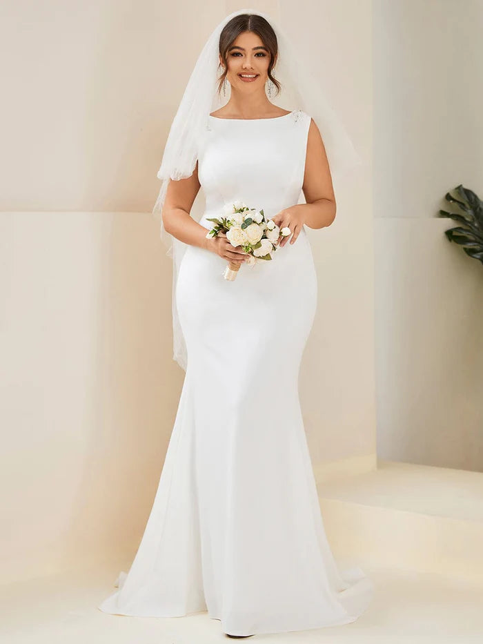 Plus Size Sleeveless Round Neck Bodycon Fishtail Wedding Dress Chic Bridal Gown